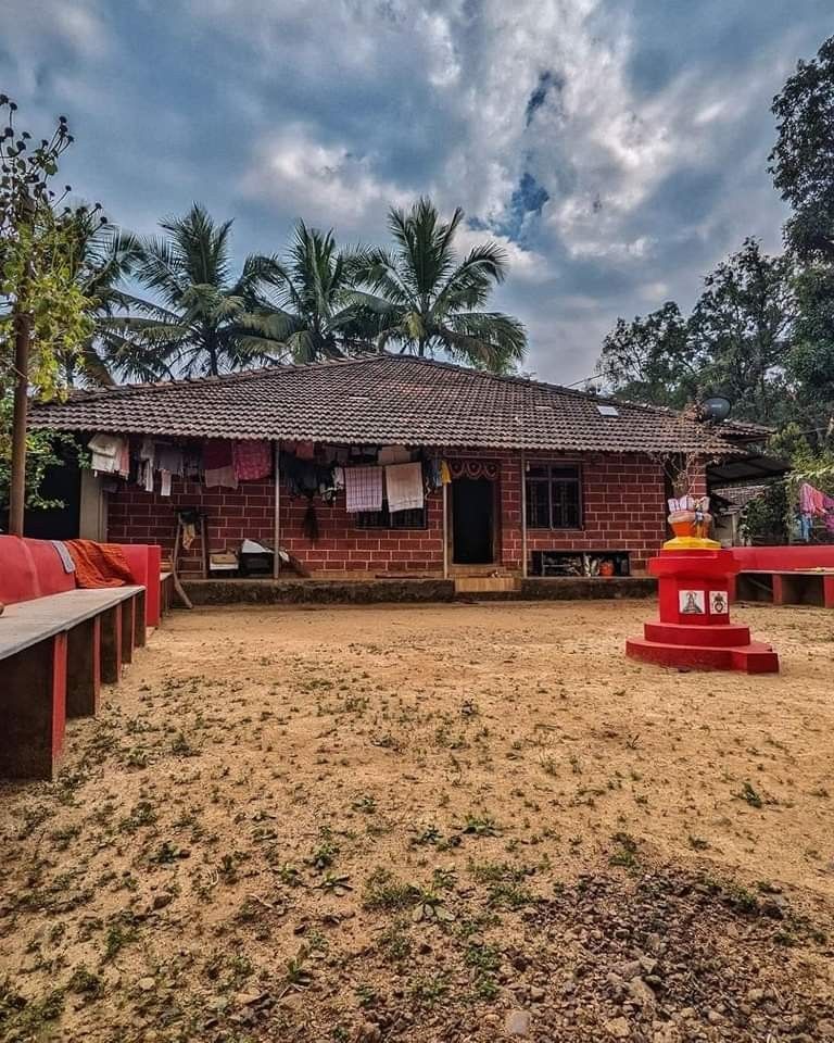The laterite wada
